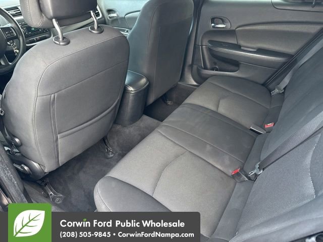 Used 2012 Dodge Avenger SE image 26