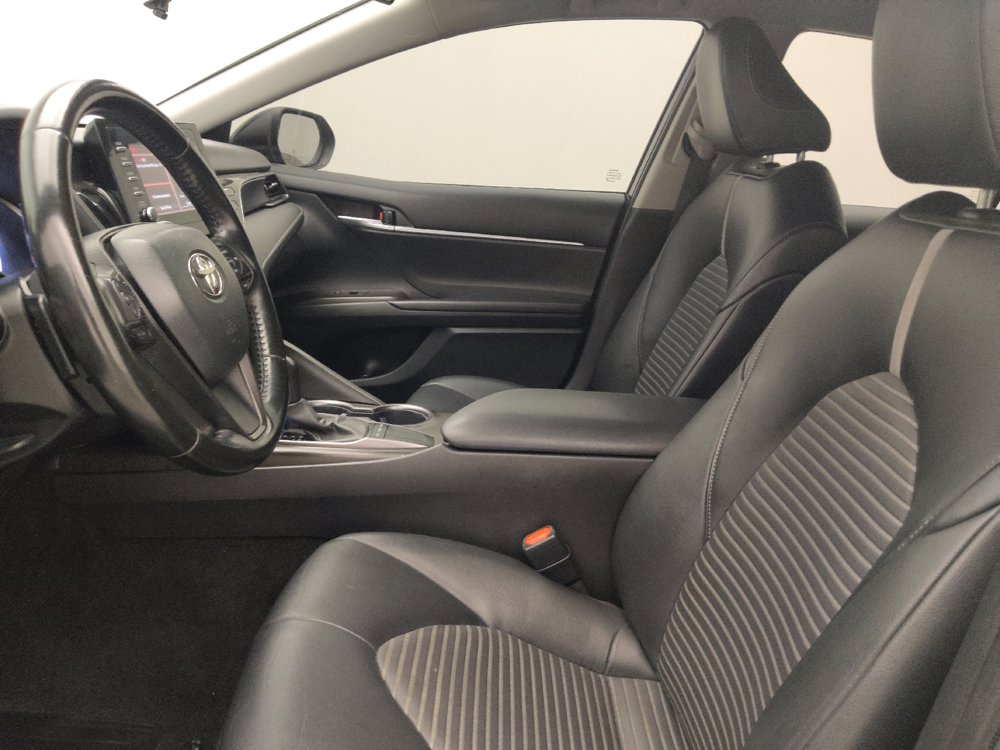 Used 2022 Toyota Camry SE FWD image 17
