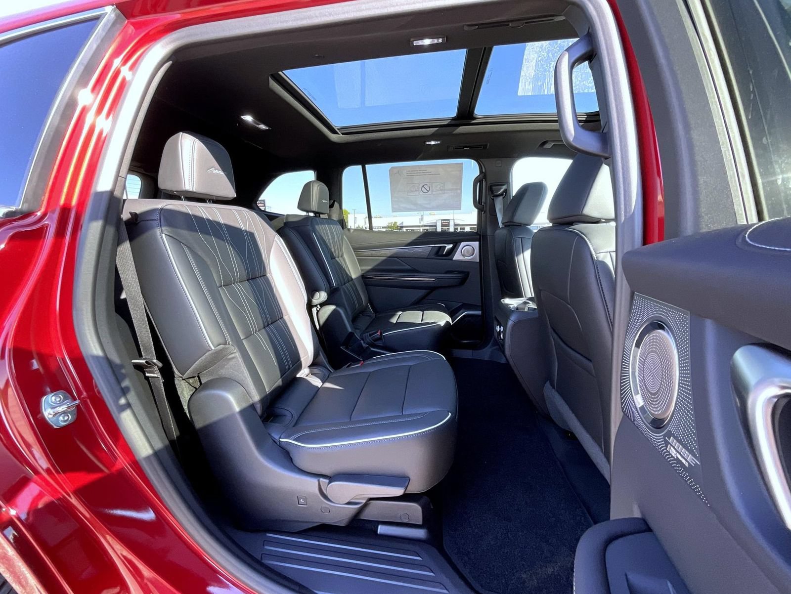 New 2026 Buick Enclave Avenir w/ Super Cruise Package AWD/4WD image 18