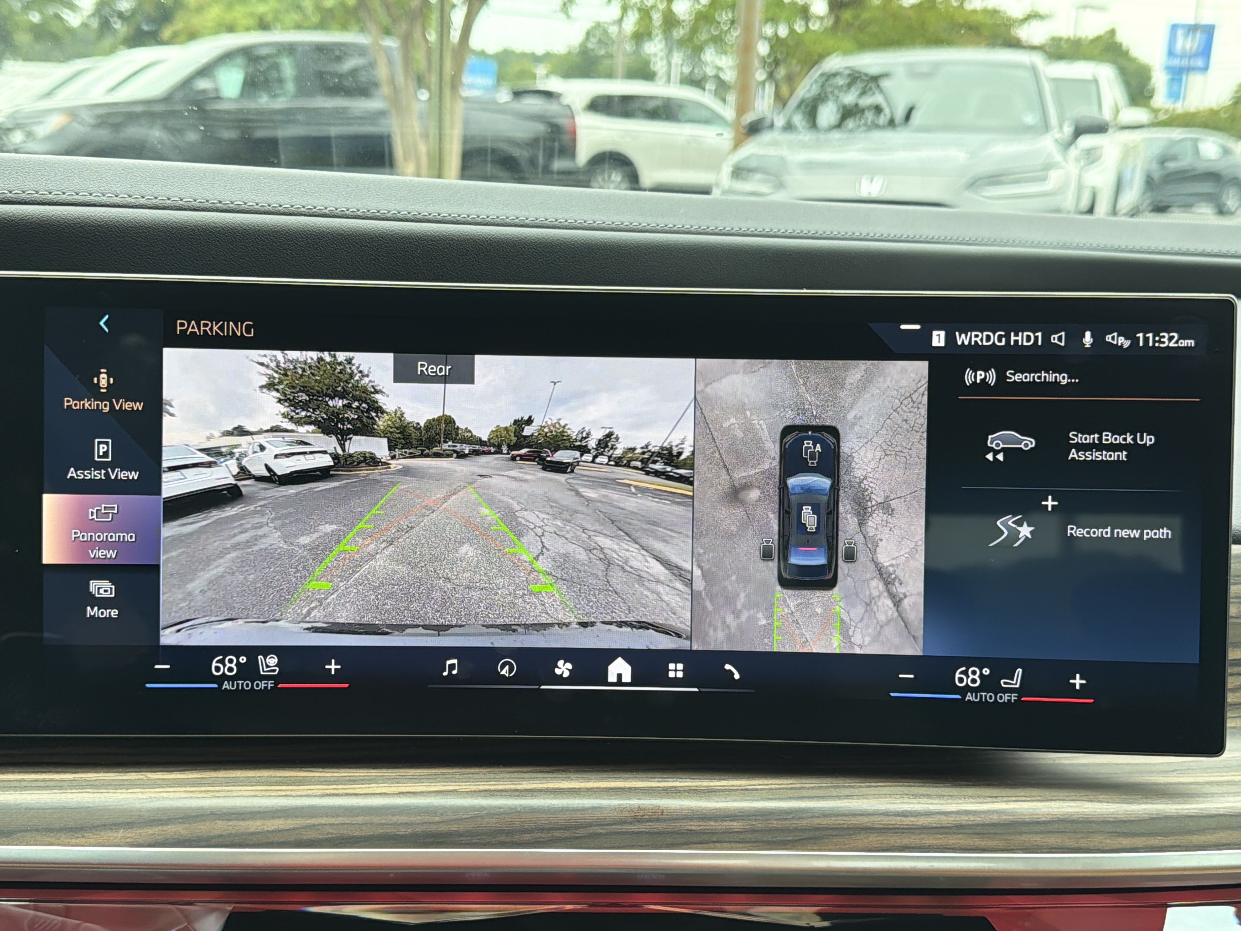Certified 2026 BMW 740i xDrive AWD/4WD image 4