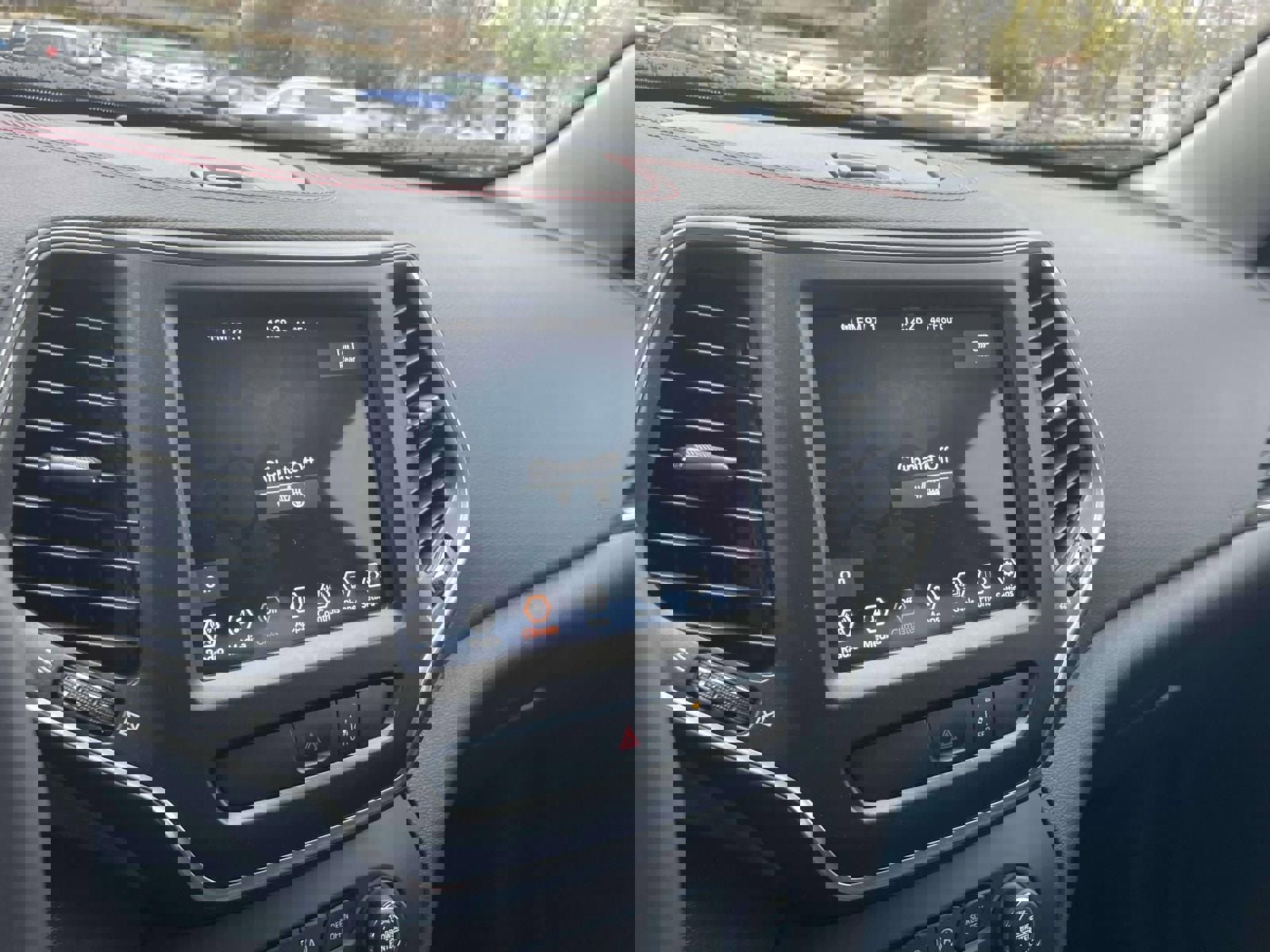 Used 2022 Jeep Cherokee Trailhawk image 27