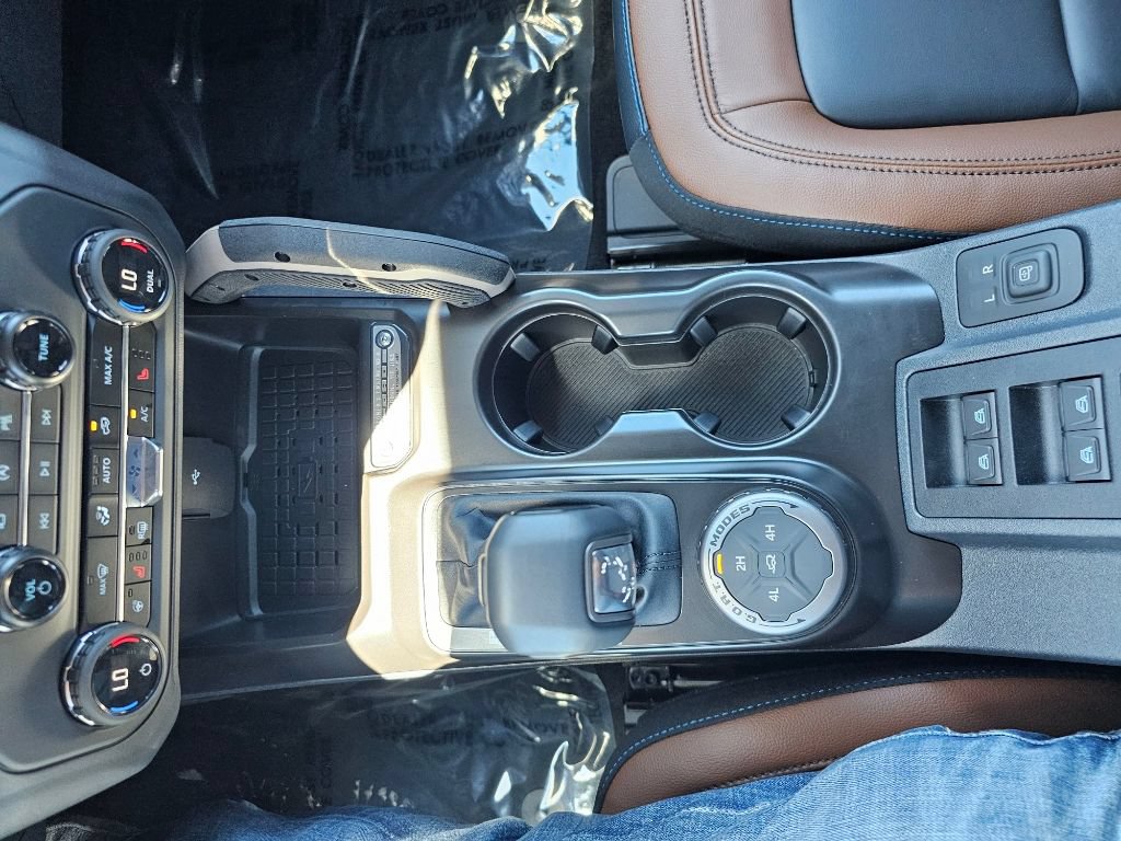 New 2024 Ford Bronco Outer Banks AWD/4WD image 27