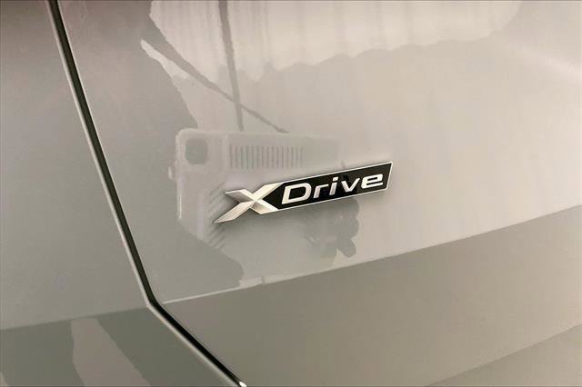Certified 2025 BMW X3 xDrive30i w/ Premium Package image 7