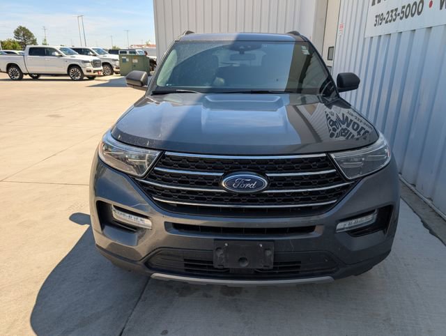 Used 2020 Ford Explorer XLT w/ Equipment Group 202A AWD/4WD image 22