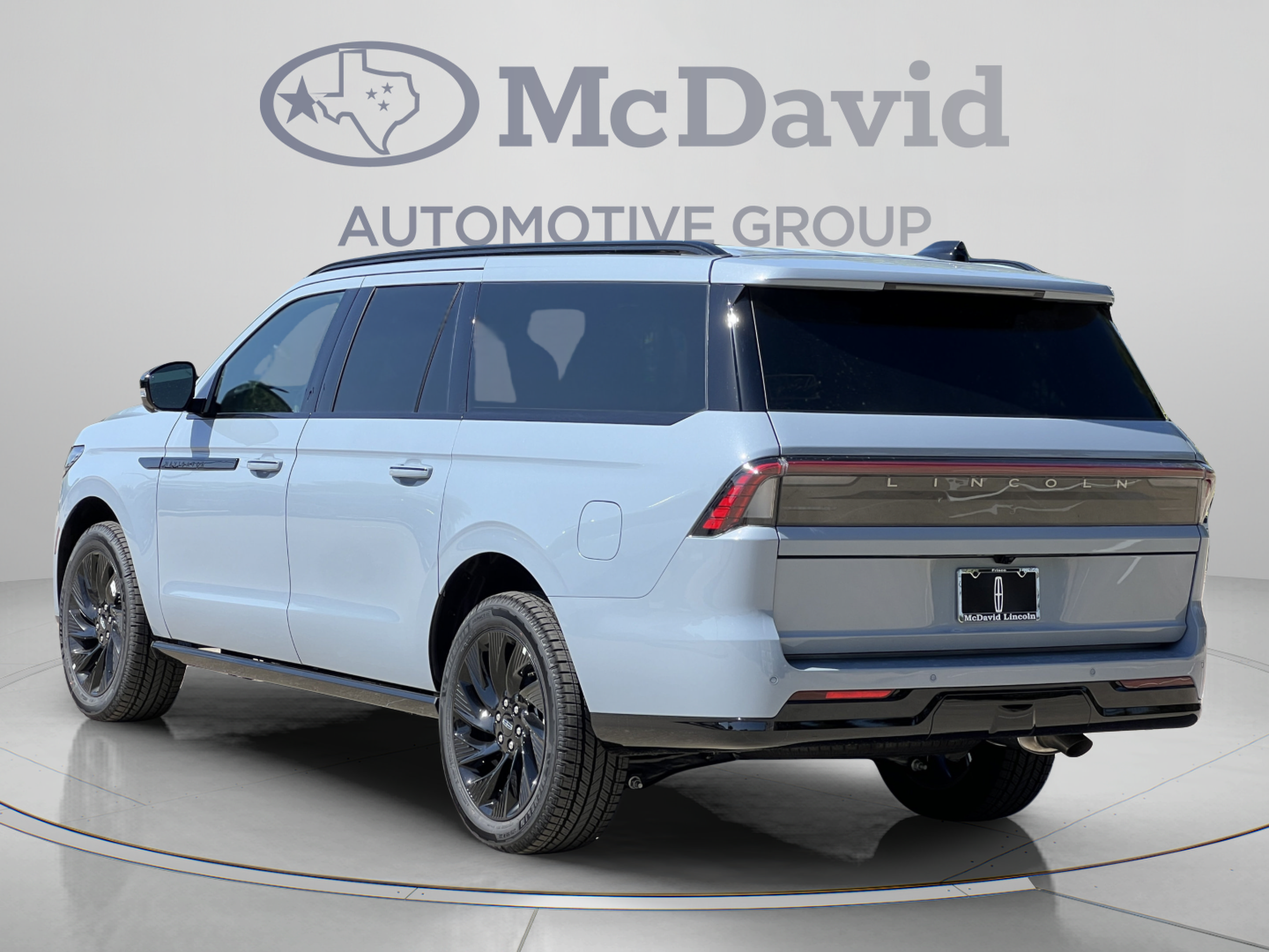 New 2027 Lincoln Navigator L Reserve w/ Jet Appearance Package AWD/4WD image 5