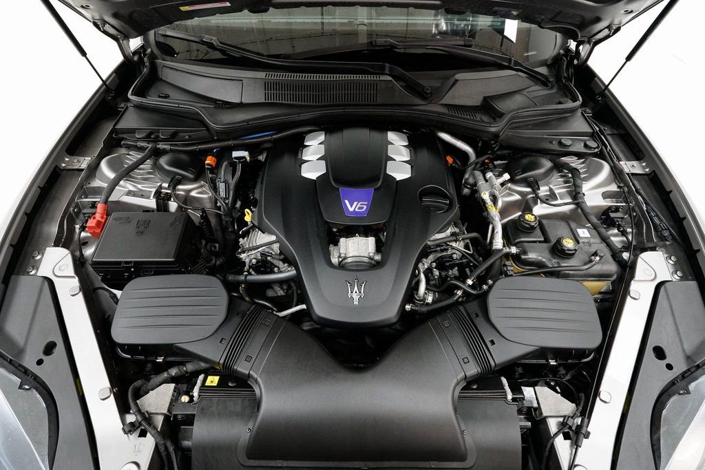 Used 2021 Maserati Quattroporte S GranSport Q4 image 3