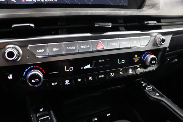 Used 2025 Kia Telluride EX X-Line AWD/4WD image 28