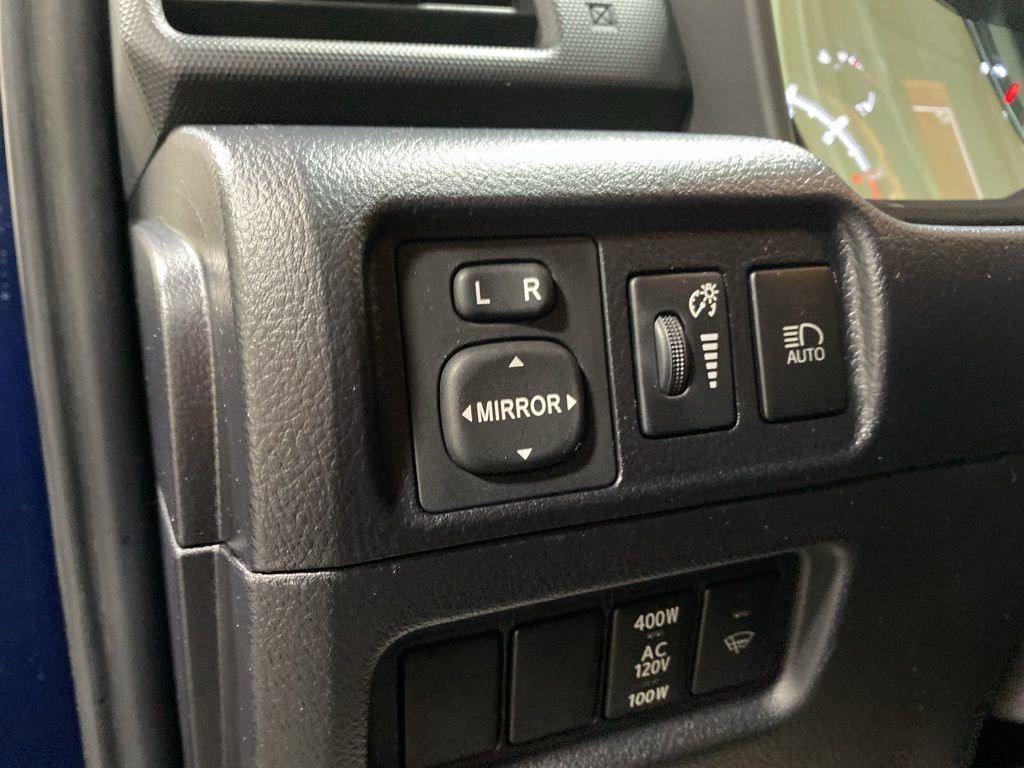 Used 2022 Toyota 4Runner TRD Sport AWD/4WD image 16