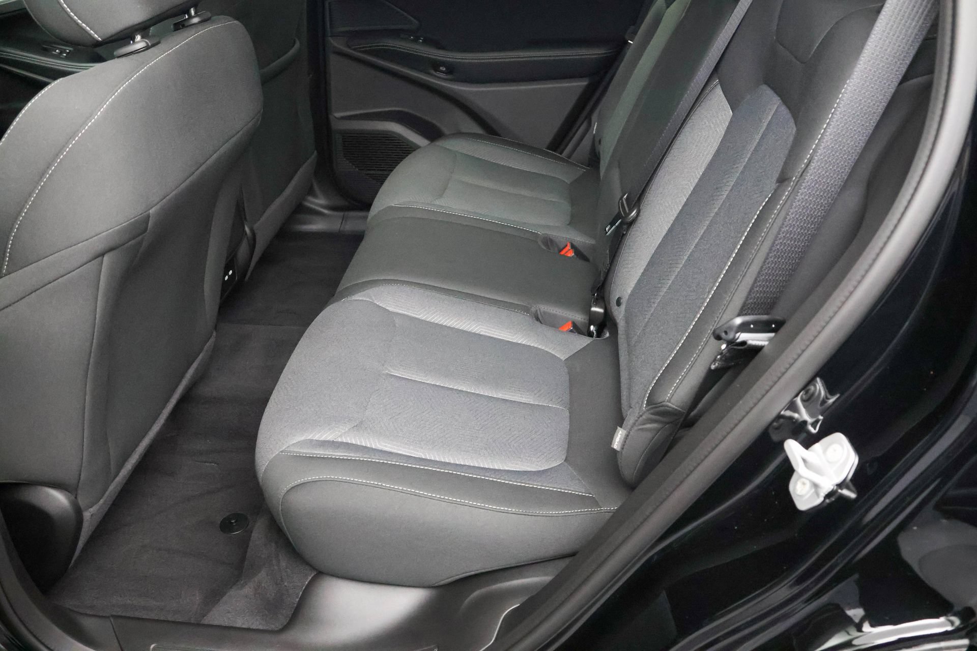 Used 2026 Jeep Cherokee Laredo AWD/4WD image 21