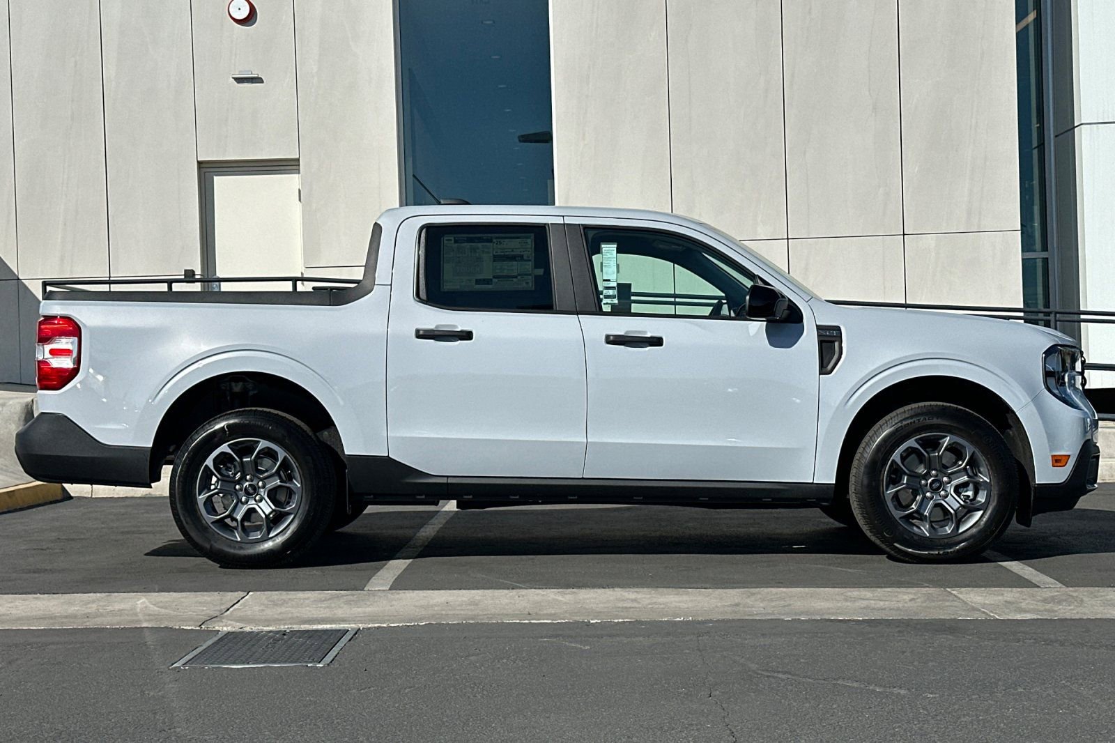 New 2025 Ford Maverick XLT w/ XLT Luxury Package image 2