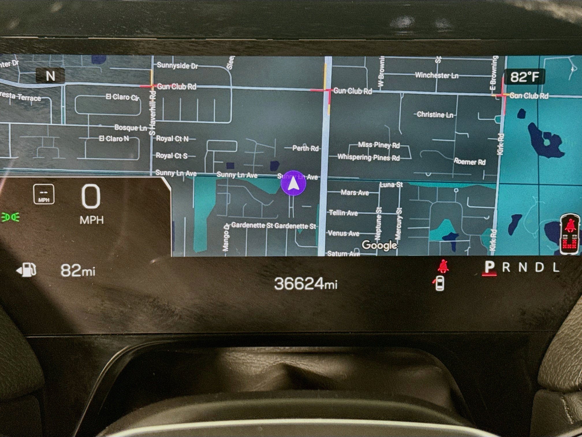 Used 2025 GMC Yukon Denali RWD image 16