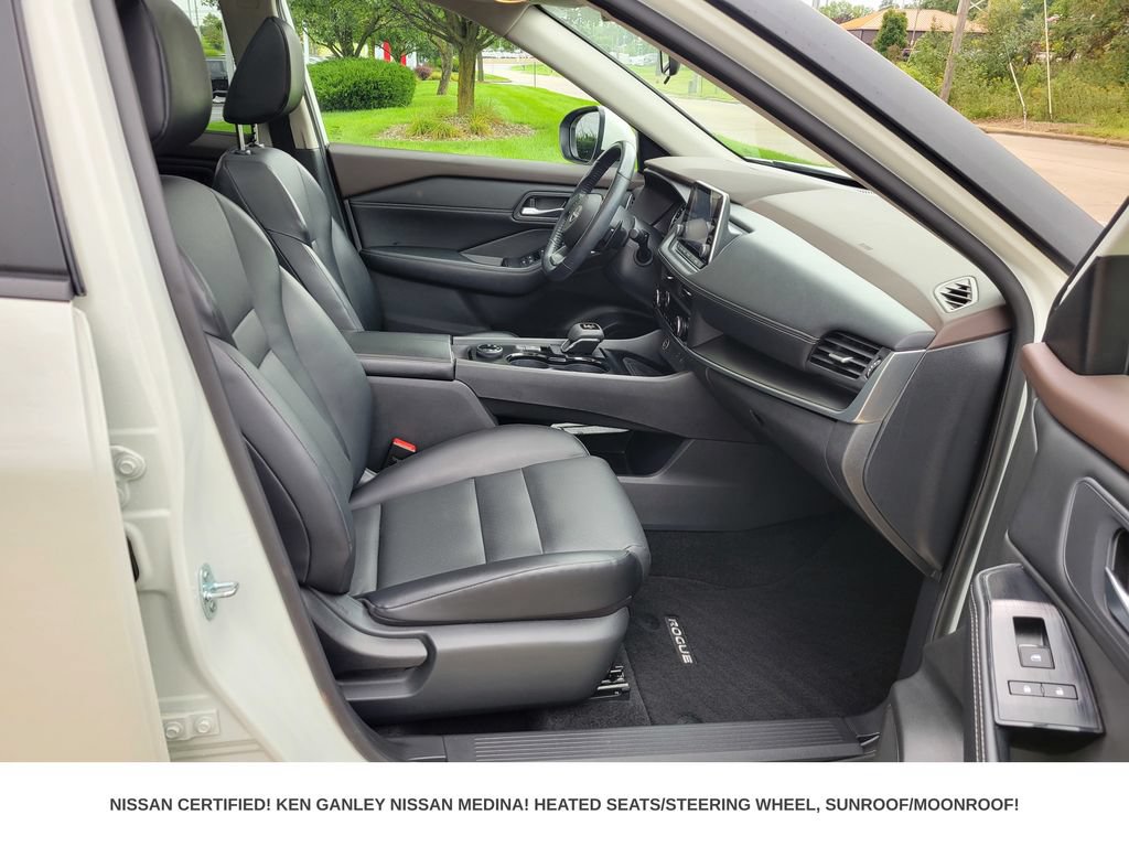 Certified 2023 Nissan Rogue SV w/ SV Premium B Package AWD/4WD image 52