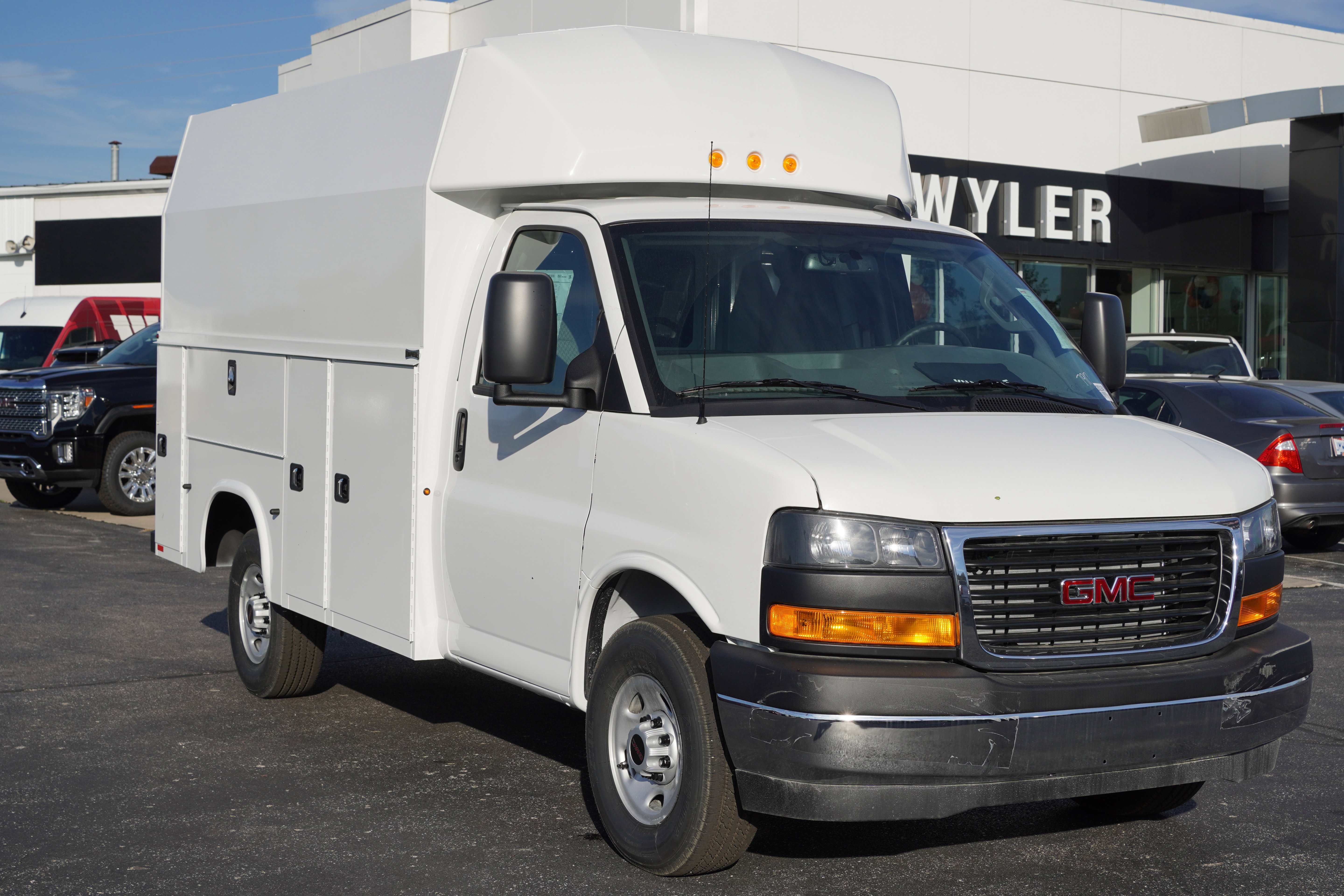 New 2025 GMC Savana 3500 w/ Power Convenience Package image 1