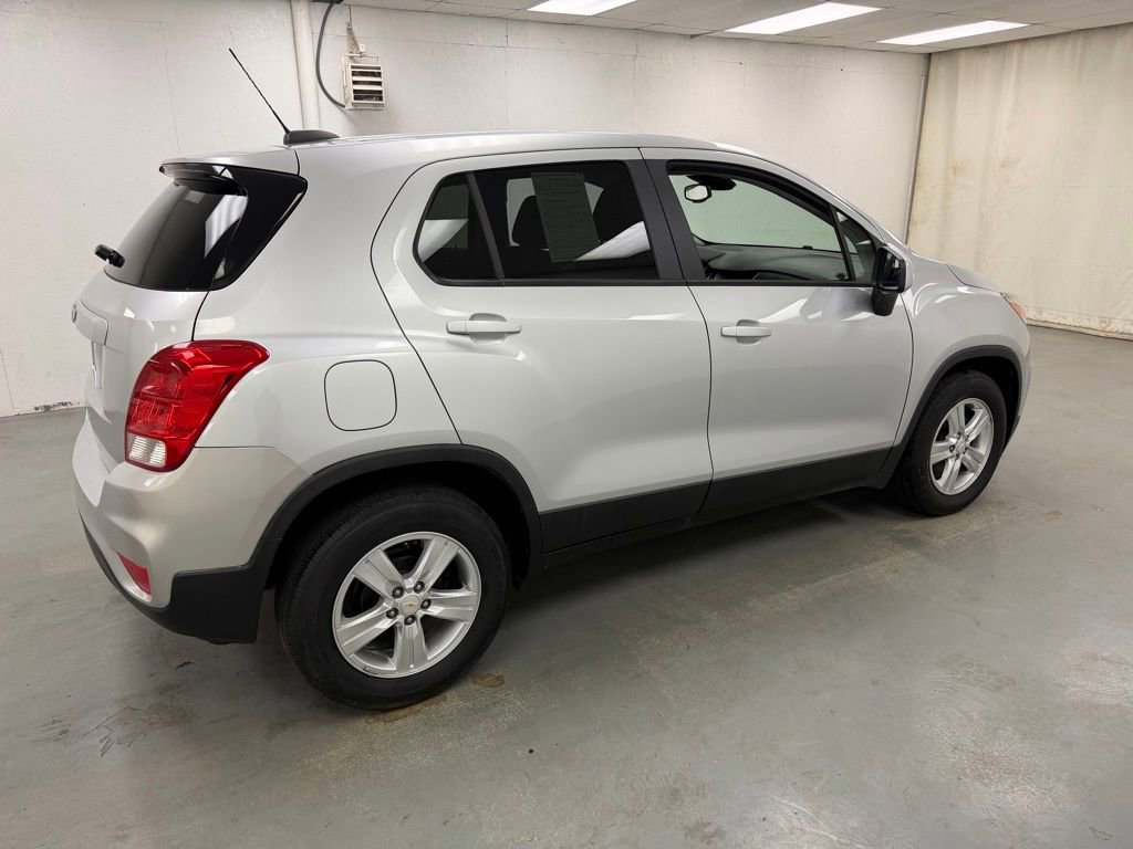 Used 2020 Chevrolet Trax LS w/ Tint and Cruise Package FWD image 6