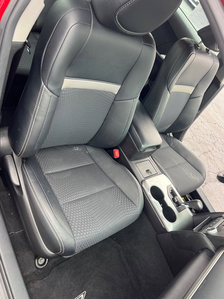 Used 2014 Toyota Camry L image 20