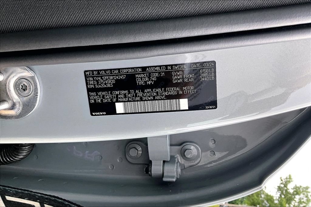 Used 2024 Volvo XC90 B5 Plus AWD/4WD image 20