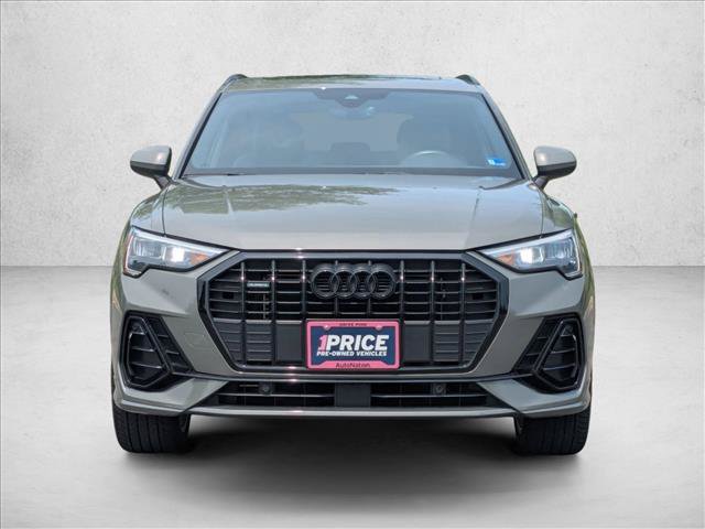 Used 2021 Audi Q3 2.0T Premium w/ Convenience Package AWD/4WD image 2