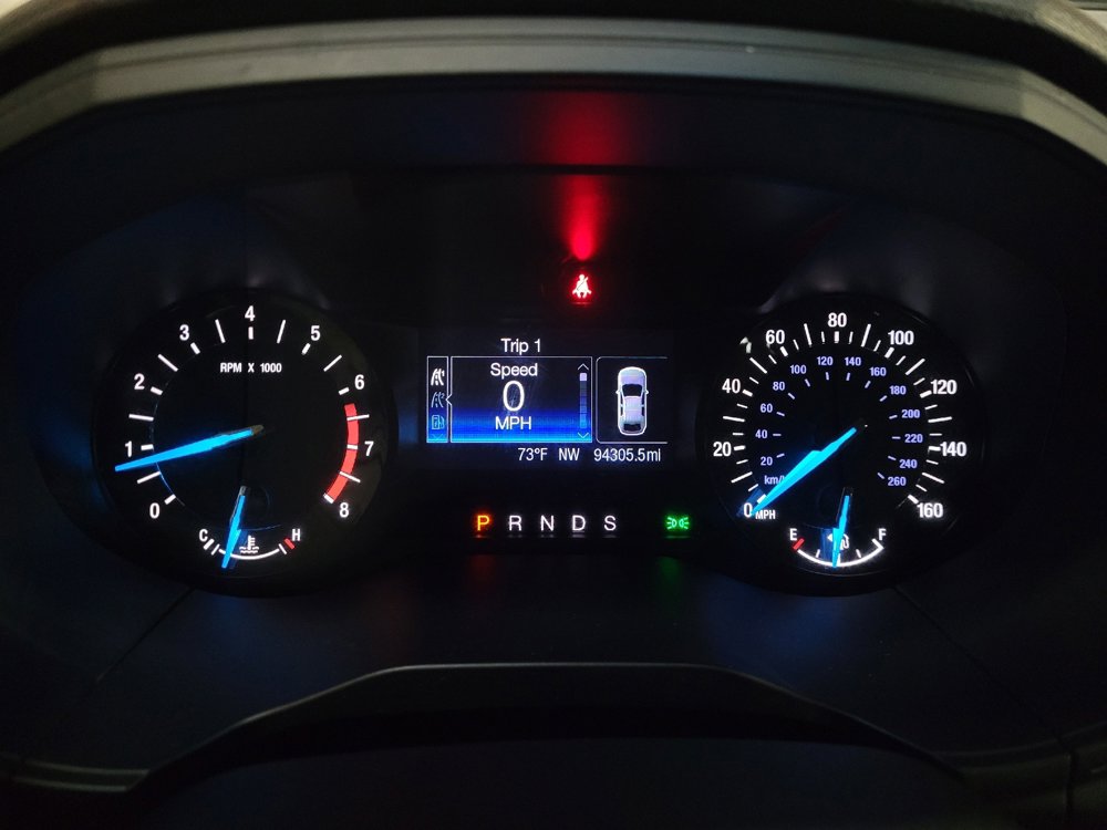 Used 2017 Ford Edge SE w/ Cargo Accessory Package image 23