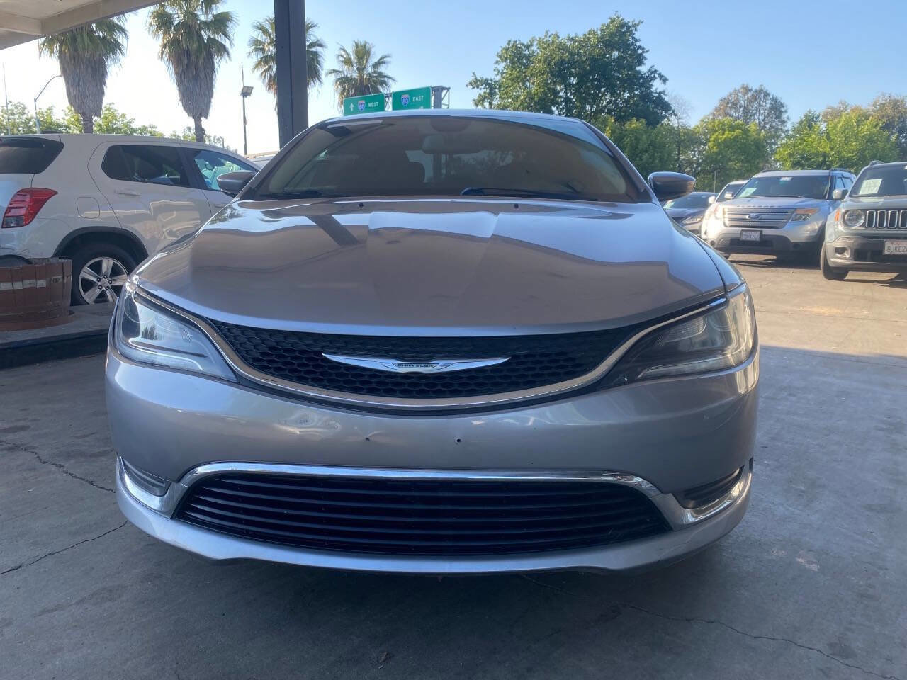 Used 2016 Chrysler 200 Limited w/ Convenience Group FWD image 18