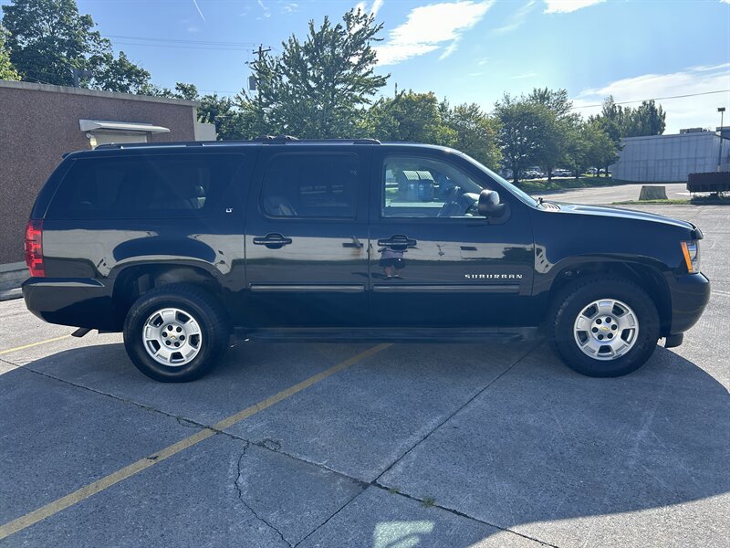 Used 2012 Chevrolet Suburban LT AWD/4WD image 2