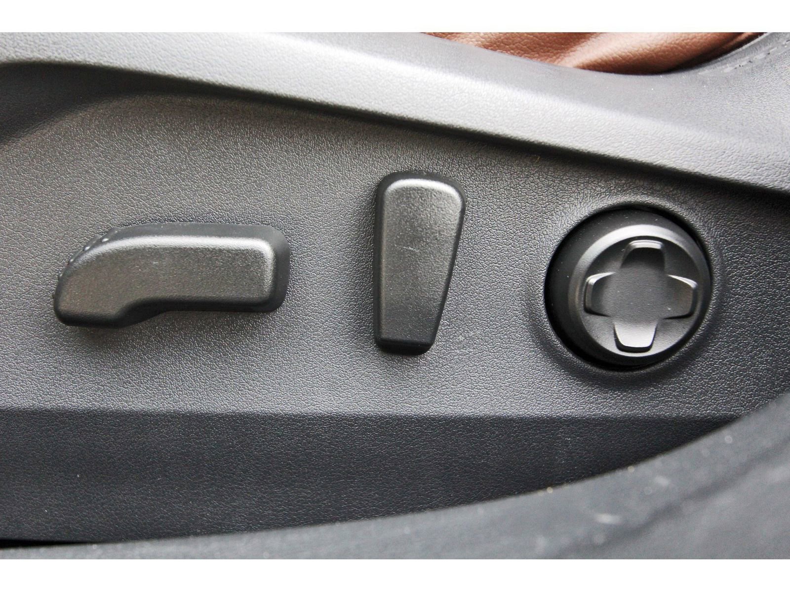 Used 2025 Subaru Outback Touring image 29