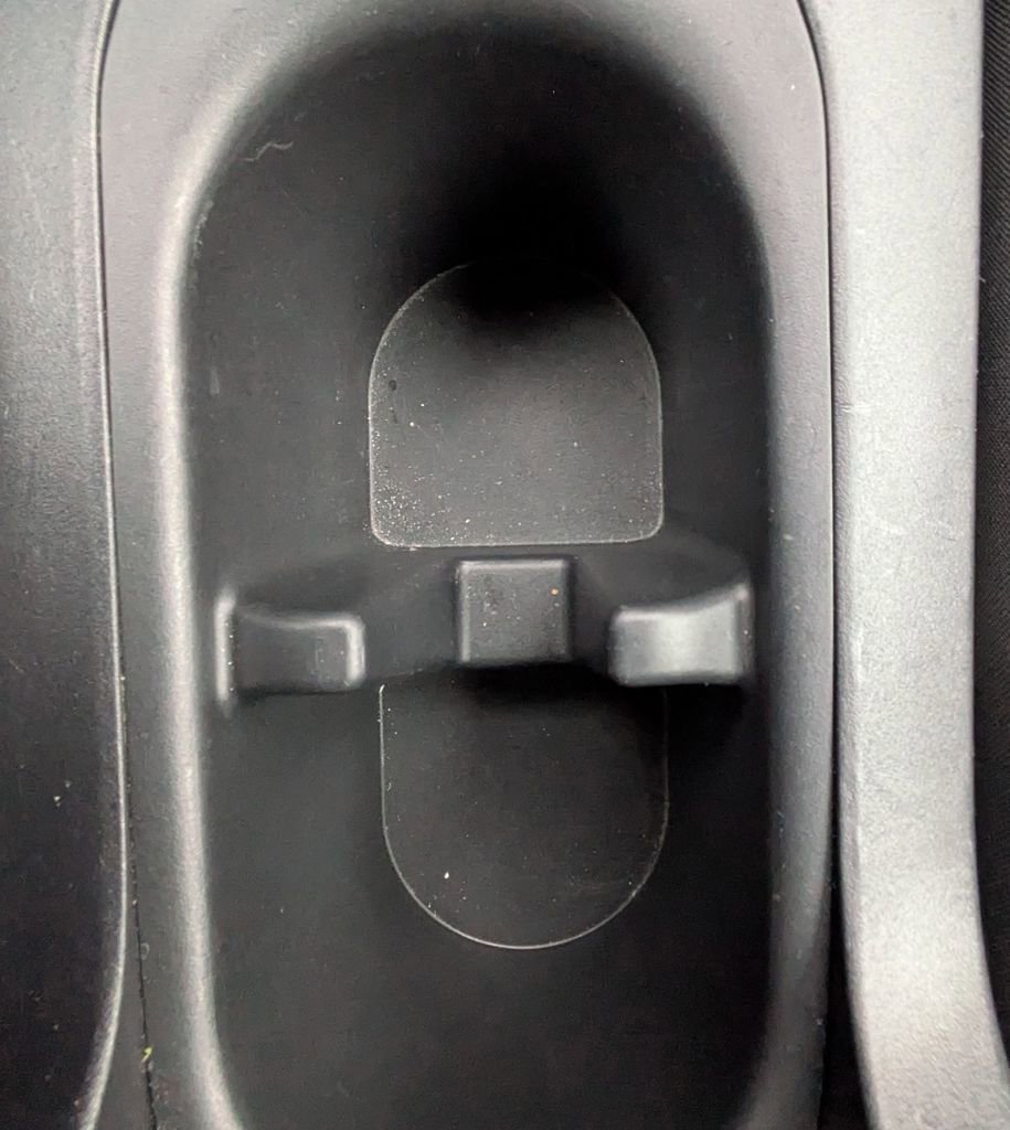 Used 2025 Toyota Corolla Cross LE image 20