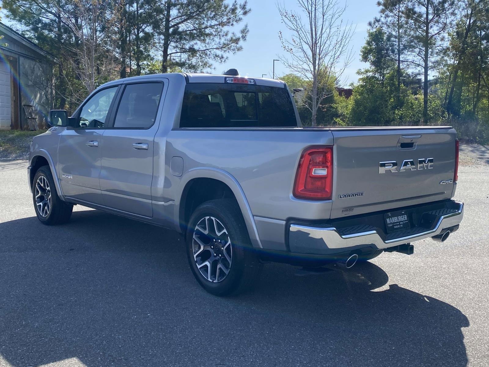 New 2025 RAM 1500 Laramie image 4
