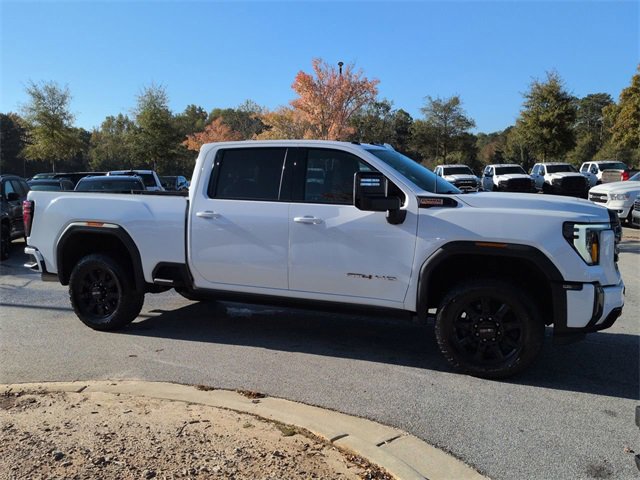 Used 2024 GMC Sierra 2500 AT4 w/ AT4 Premium Plus Package image 2