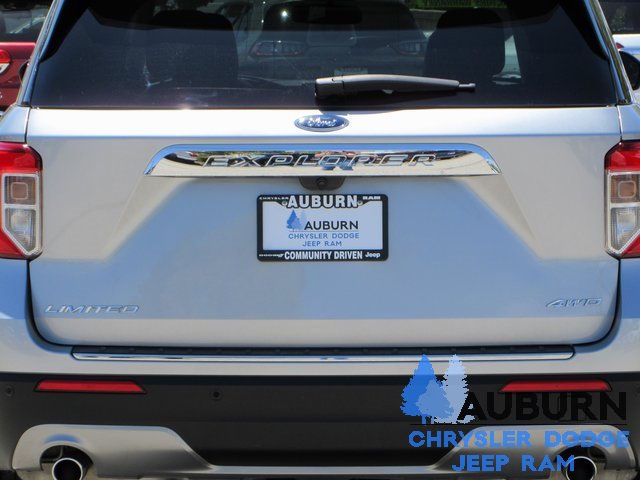 Used 2024 Ford Explorer Limited image 7