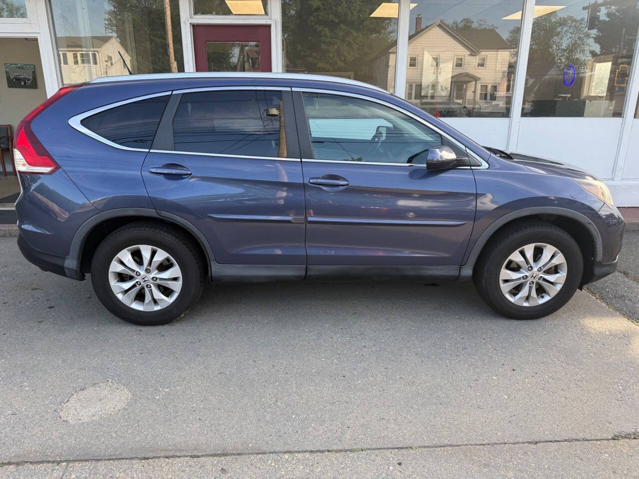 Used 2013 Honda CR-V EX-L image 2