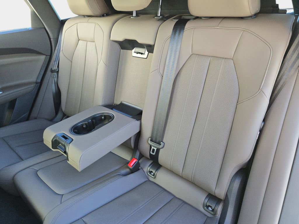 New 2025 Audi Q5 Premium Plus image 14
