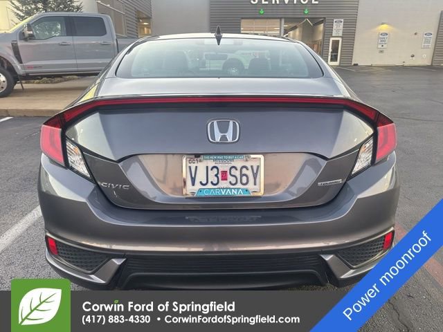 Used 2019 Honda Civic Touring image 6