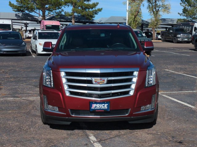 Used 2016 Cadillac Escalade Premium AWD/4WD image 2