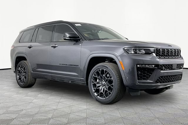 New 2026 Jeep Grand Cherokee L Summit w/ Obsidian Package AWD/4WD image 3