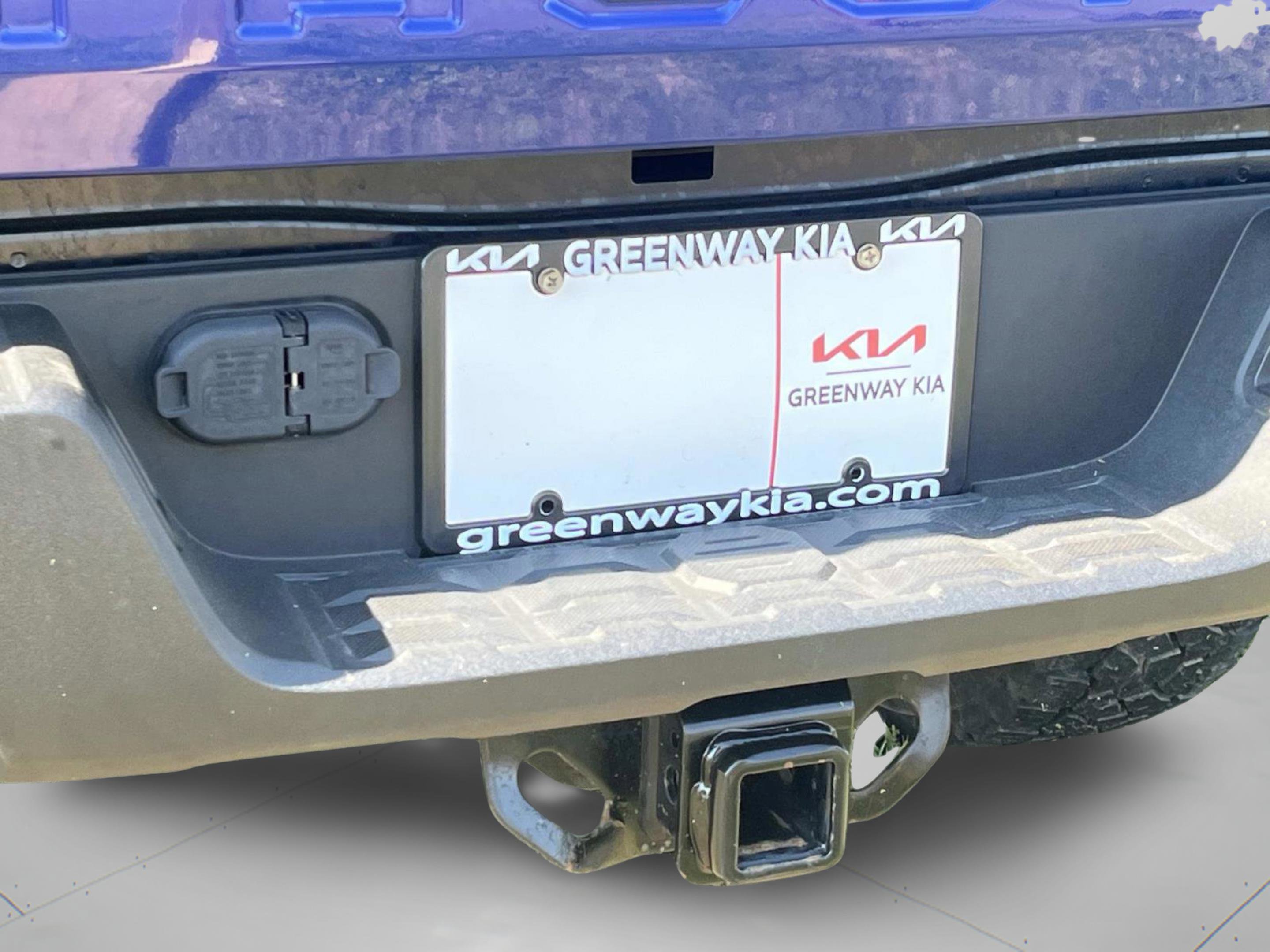 Used 2022 Toyota Tacoma SR5 AWD/4WD image 38