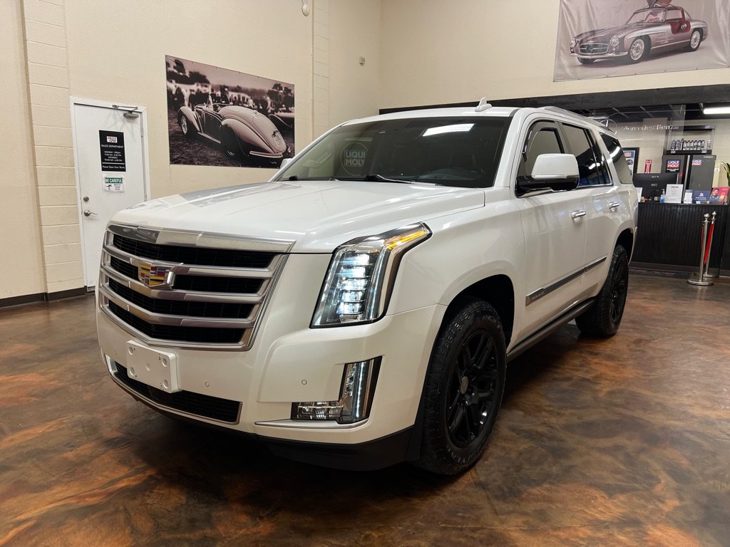 Used 2016 Cadillac Escalade Premium AWD/4WD image 5