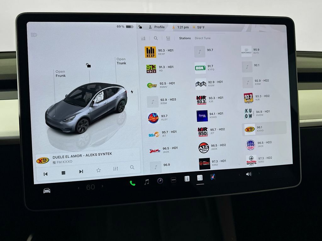 Used 2024 Tesla Model Y Long Range image 19