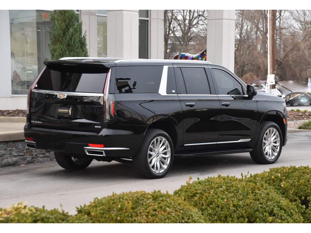Certified 2023 Cadillac Escalade ESV Premium Luxury image 4