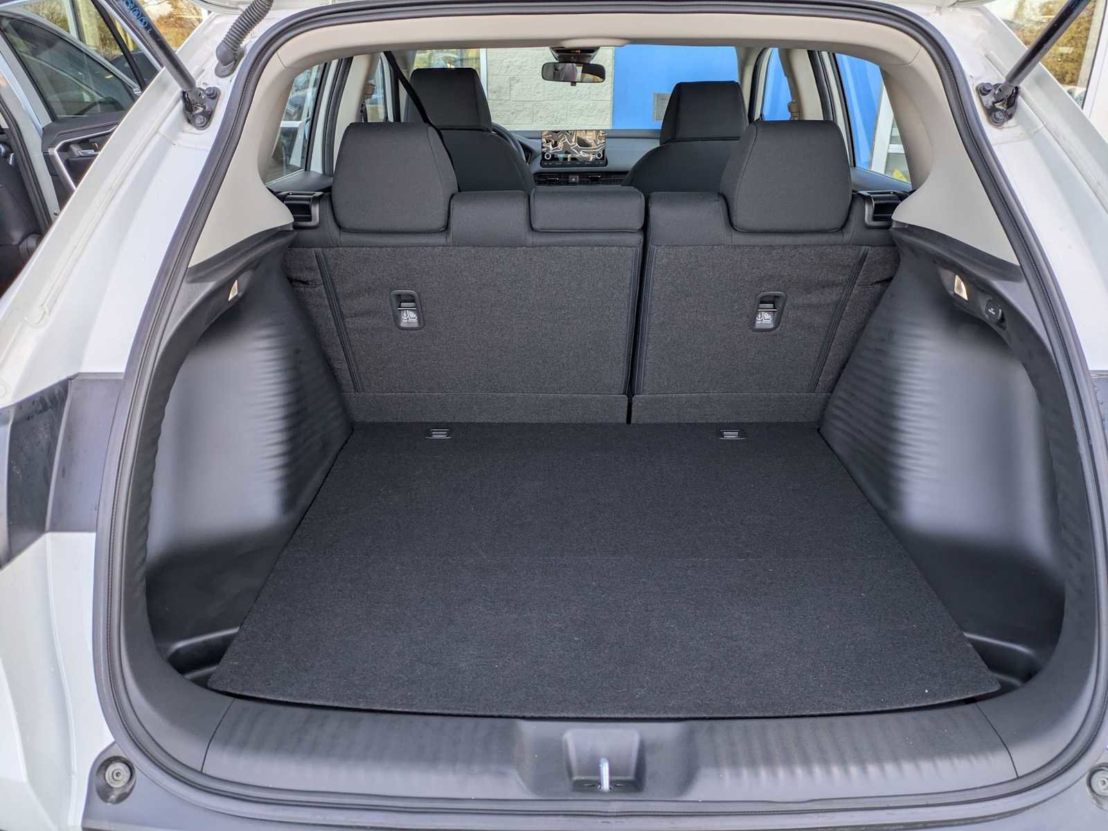 Certified 2025 Honda HR-V LX image 30