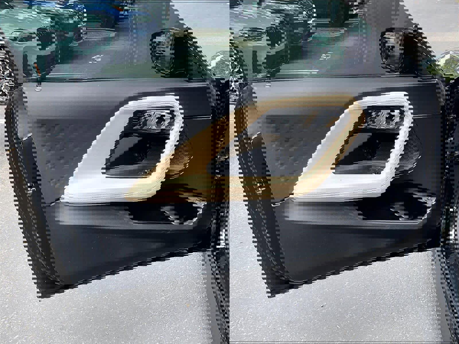 Used 2023 BMW 230i Coupe w/ Convenience Package image 24