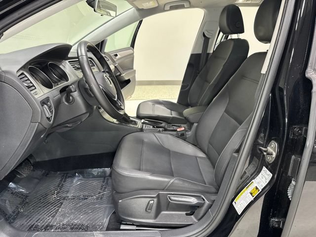 Used 2016 Volkswagen Golf S FWD image 15