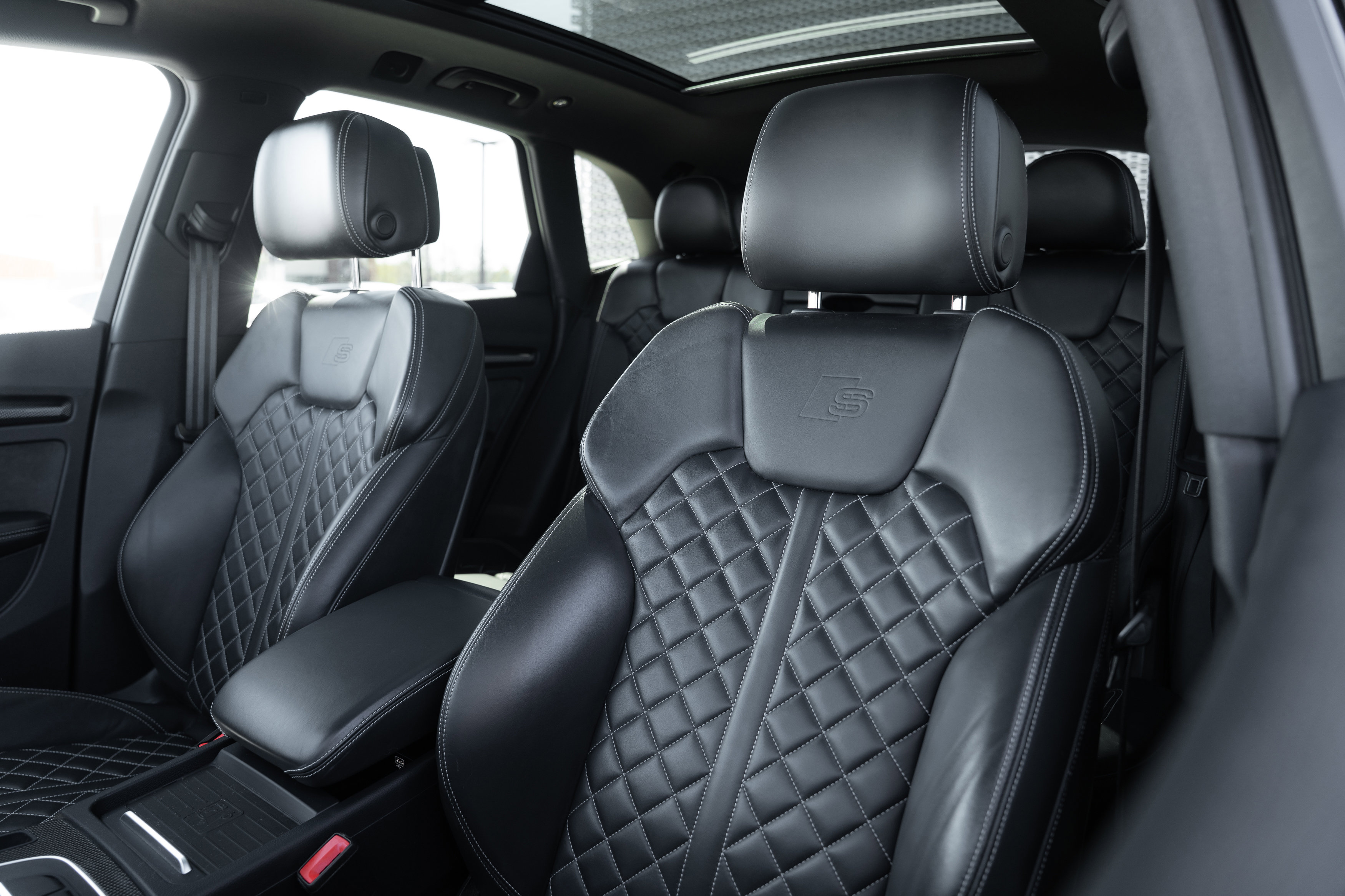 Used 2019 Audi SQ5 Prestige image 26