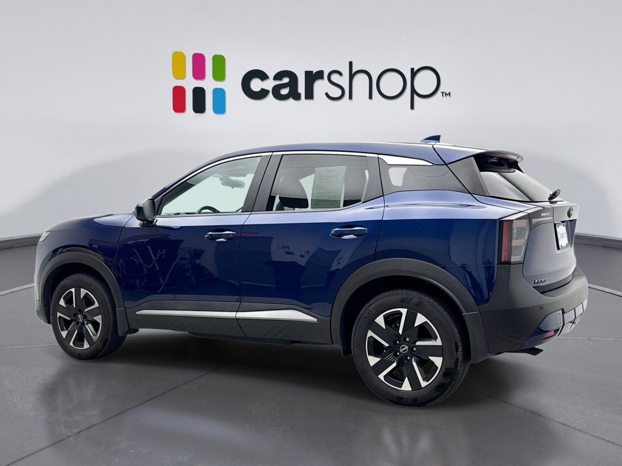 Used 2025 Nissan Kicks SV AWD/4WD image 3