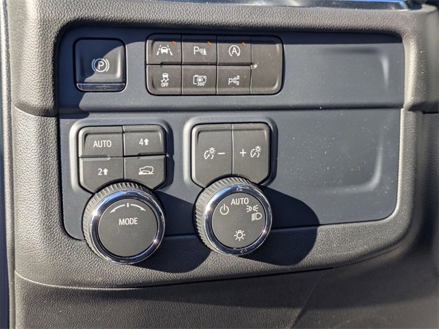 New 2026 Chevrolet Suburban LS w/ LPO, Dark Essentials Package image 12