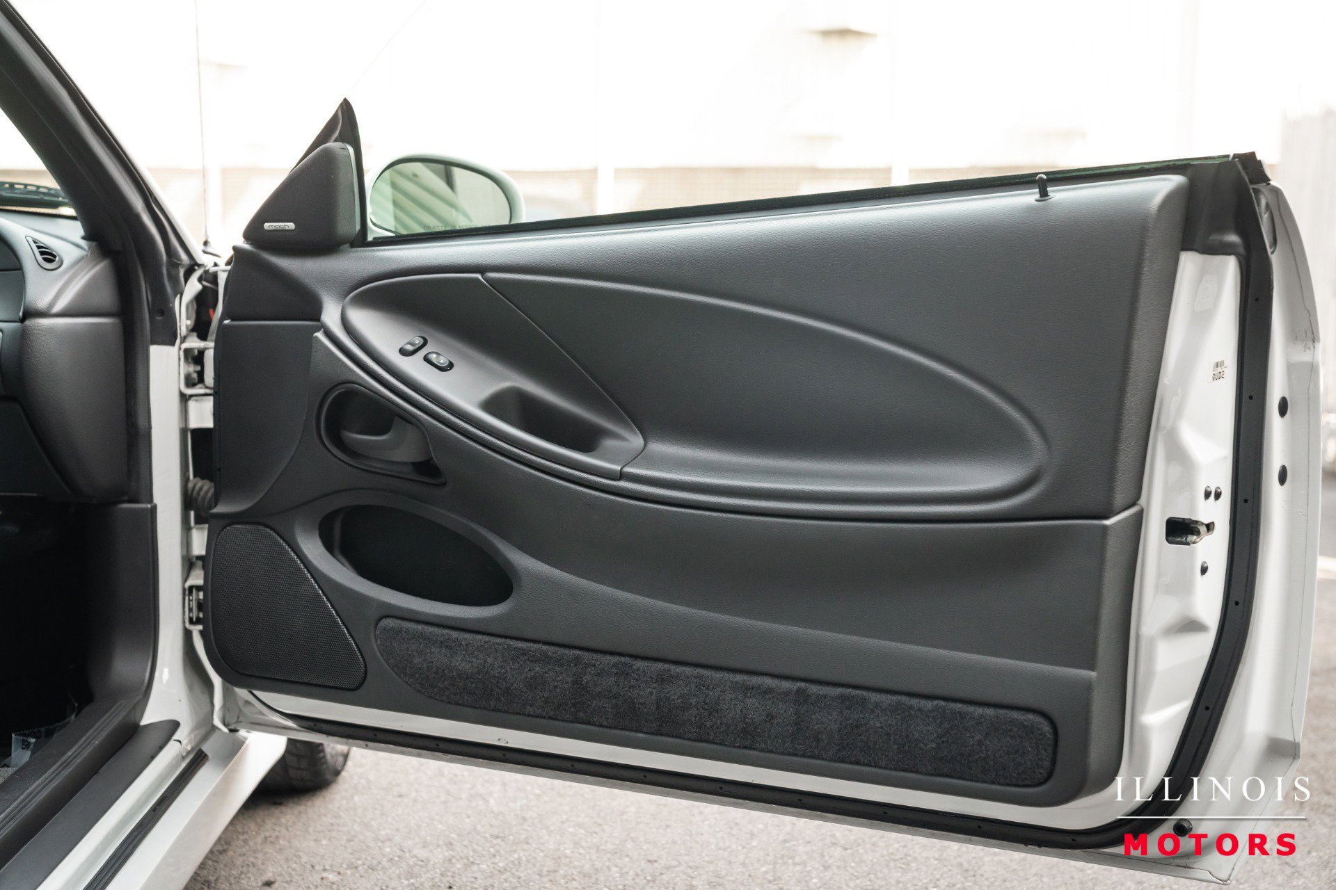 Used 2003 Ford Mustang Cobra image 29