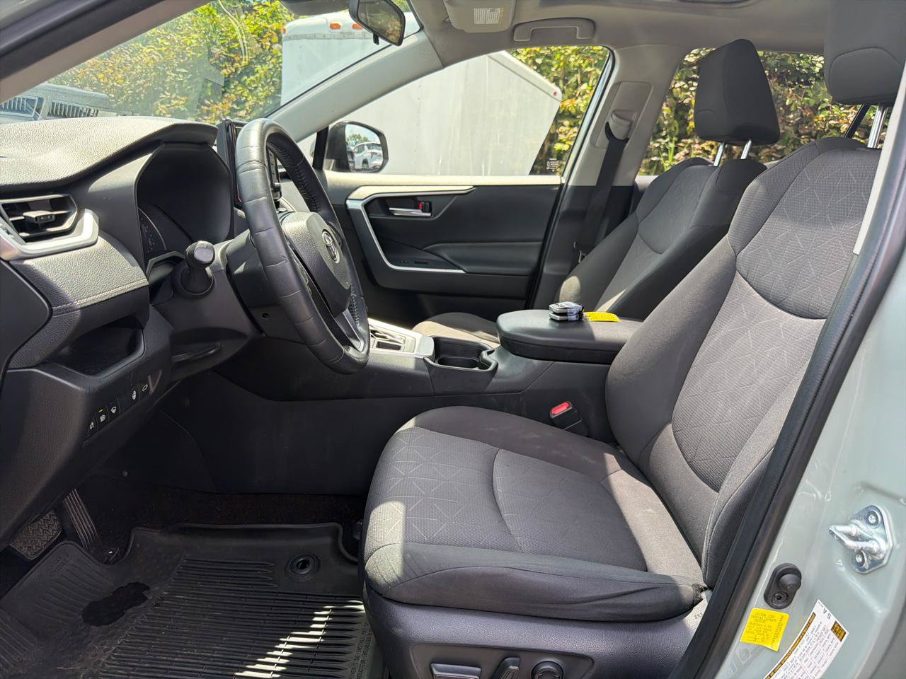 Used 2019 Toyota RAV4 XLE w/ Convenience Package AWD/4WD image 20