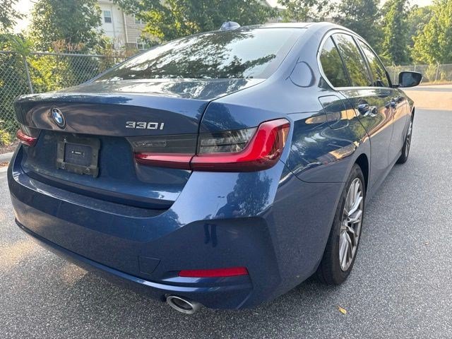 Used 2024 BMW 330i Sedan w/ Premium Package RWD image 5