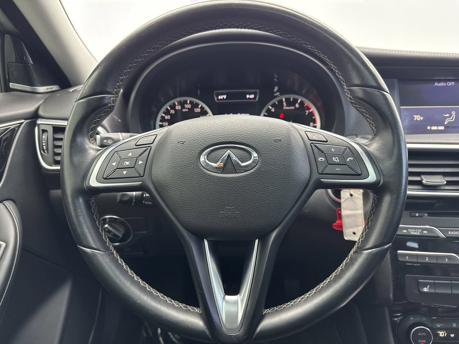 Used 2018 INFINITI QX30 Premium w/ Cargo Package AWD/4WD image 13