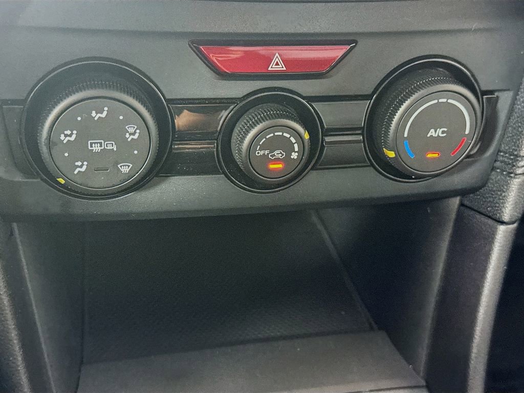 Used 2018 Subaru Crosstrek 2.0i Premium w/ Eyesight System image 17