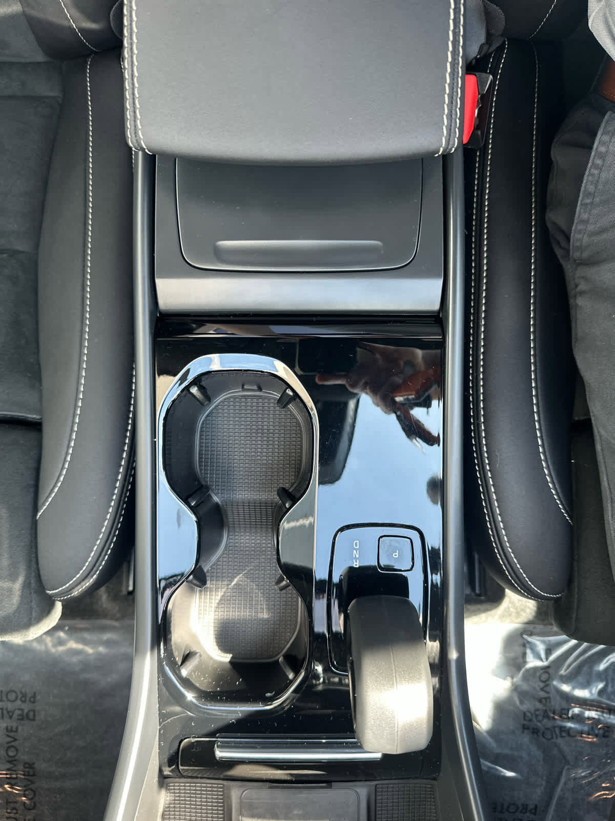 Used 2023 Volvo XC40 Recharge Ultimate w/ Protection Package Premier image 21